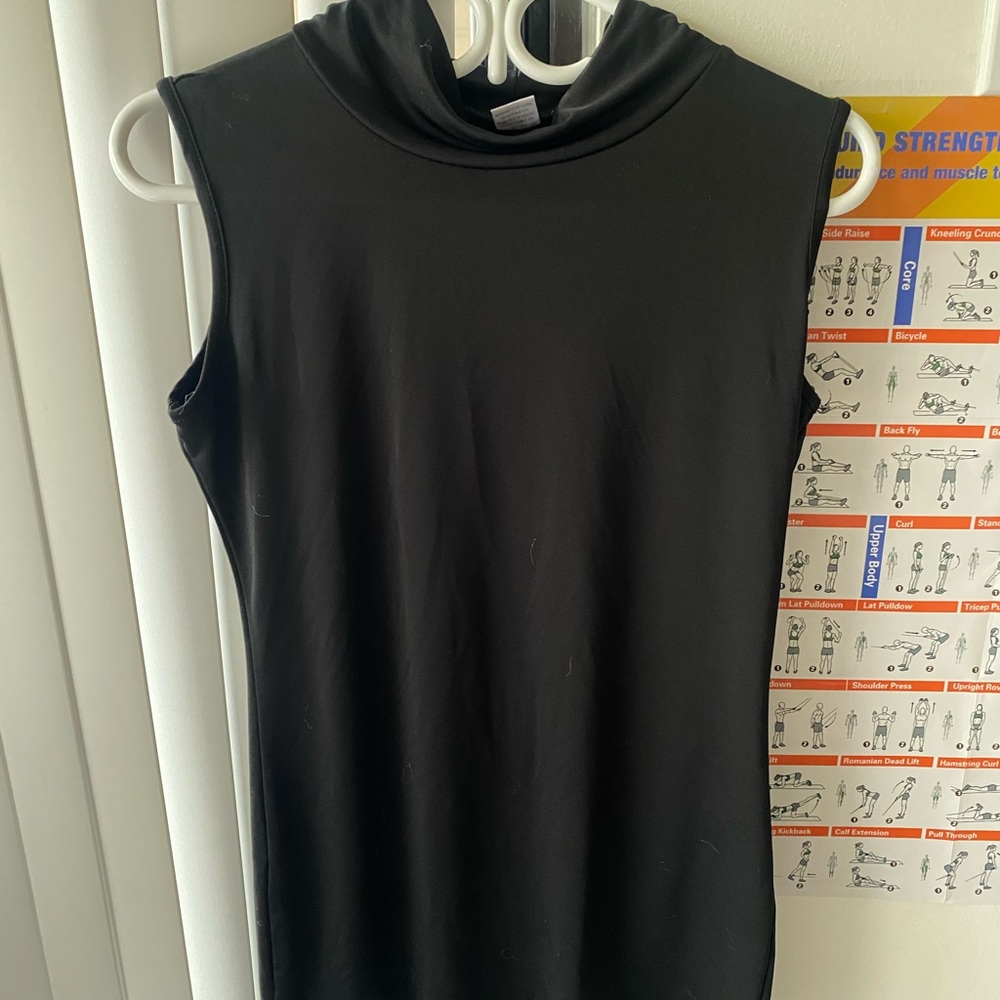 Sleeveless Mock Neck mini dress - Black